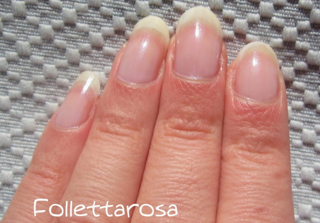 base smalto essence
