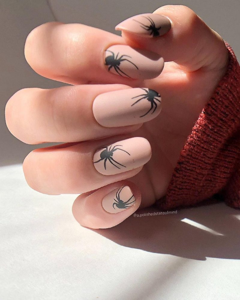 nail-art-halloween-ragni