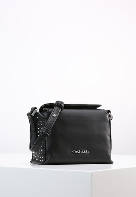 calvin-klein-borse-saldi-2017