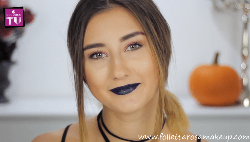 essence-bootiful-nights-lipstick-swatch02