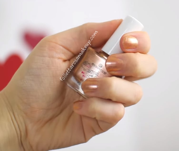 essence_wood_you_love_me_smalto-swatch