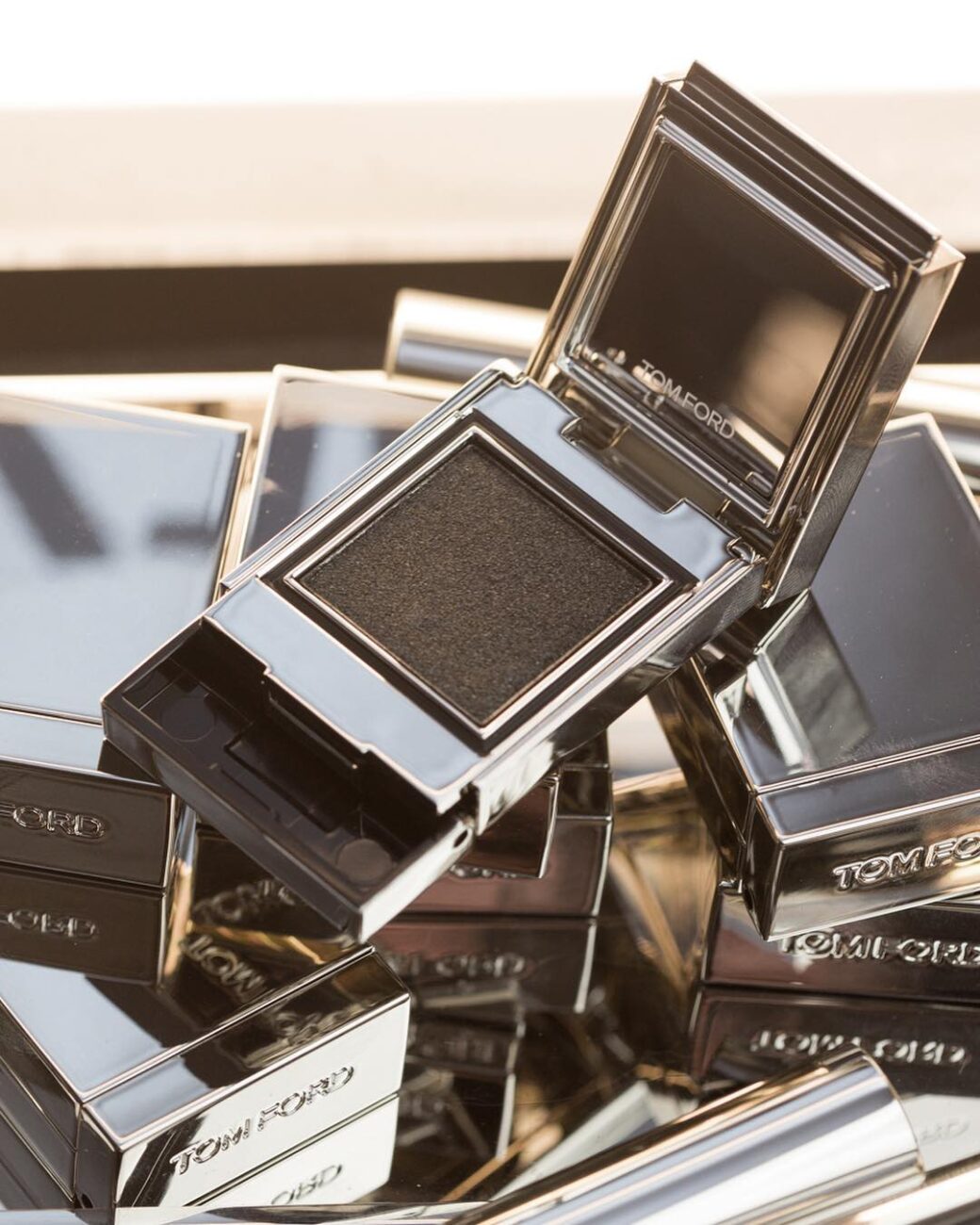 Tom-Ford-Extreme-Eyeshadow