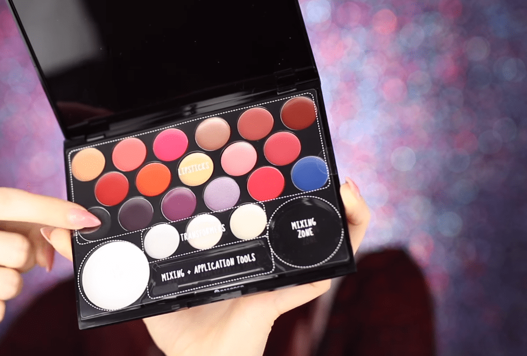 create-transform-essence-my-wonder-lip-palette