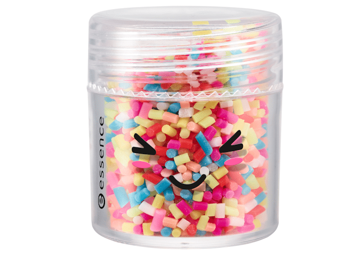 essence-happy-kawaii-3d-nails-topping