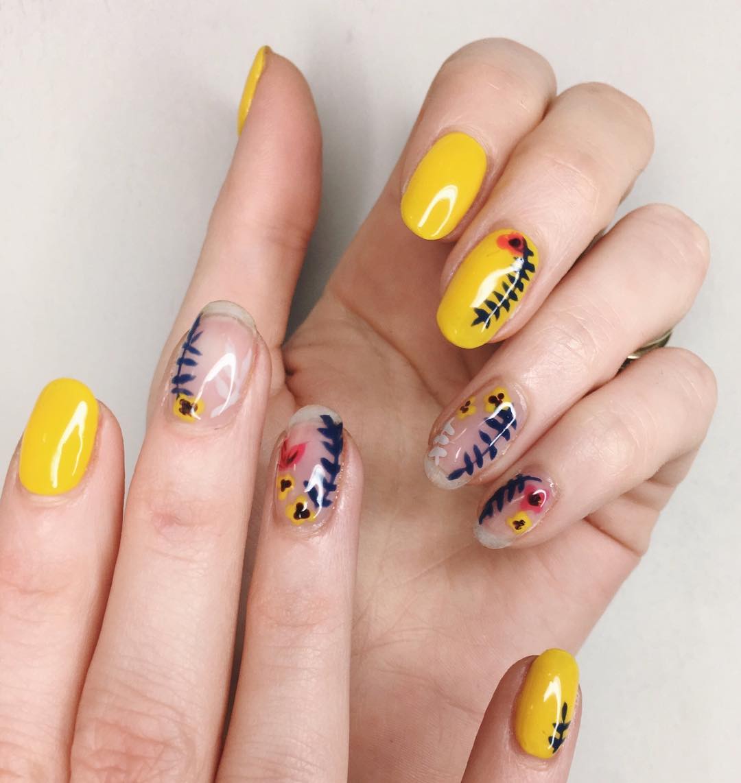 nail-art-fiori-2018