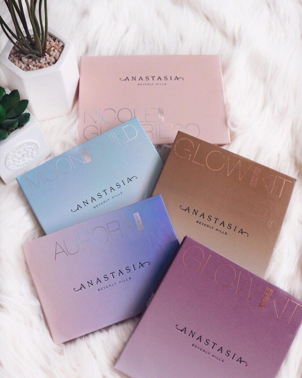 anastasia-beverly-hills-aurora-glow-kit
