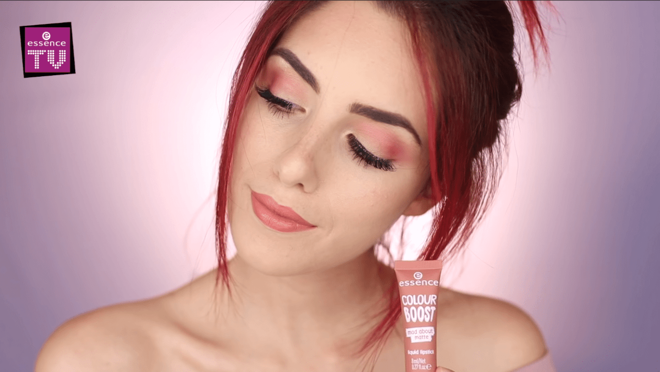 essence-colour-boost-03-wanna-play-swatch