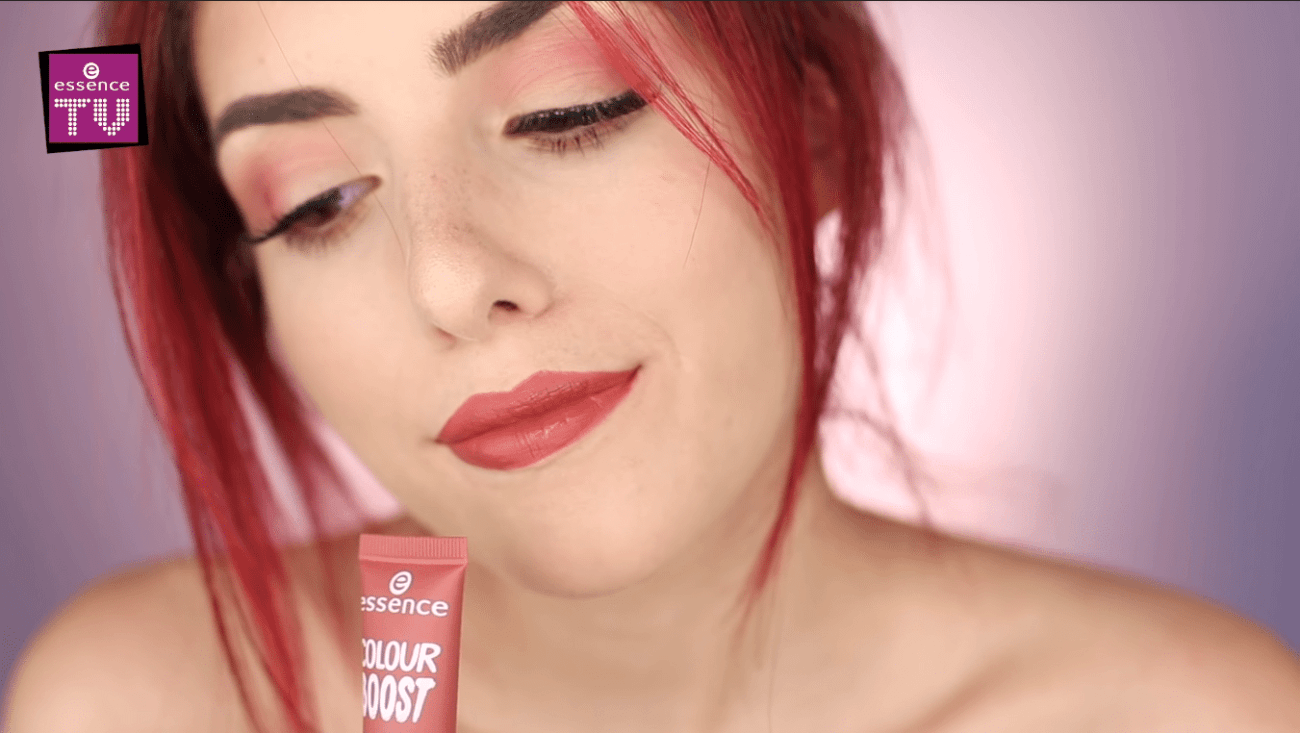 essence-colour-boost-04-mad-matters-swatch