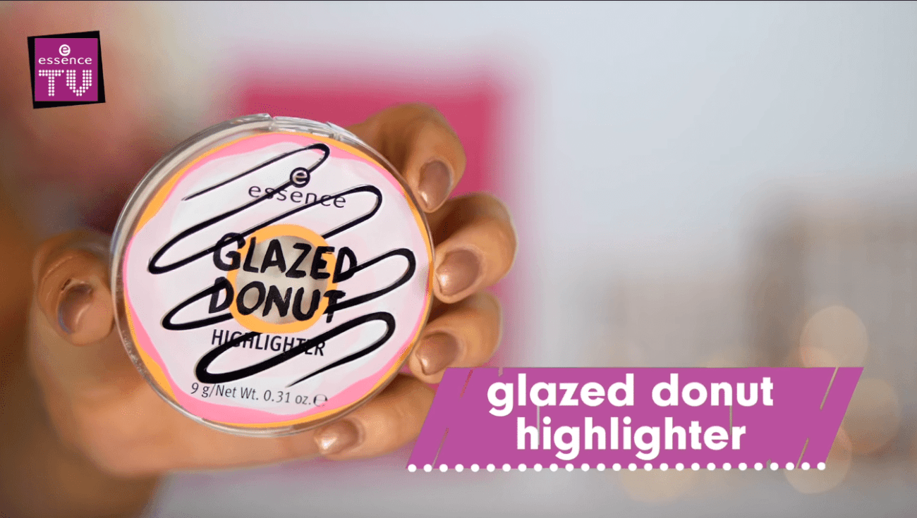 essence-glazed-donut-highlighter