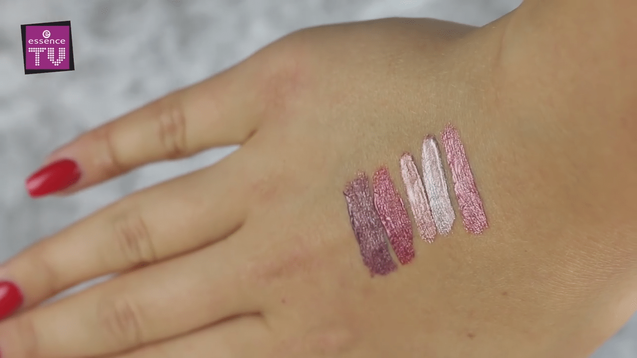 essence-melted-chrome-liquid-lipstick-swatch