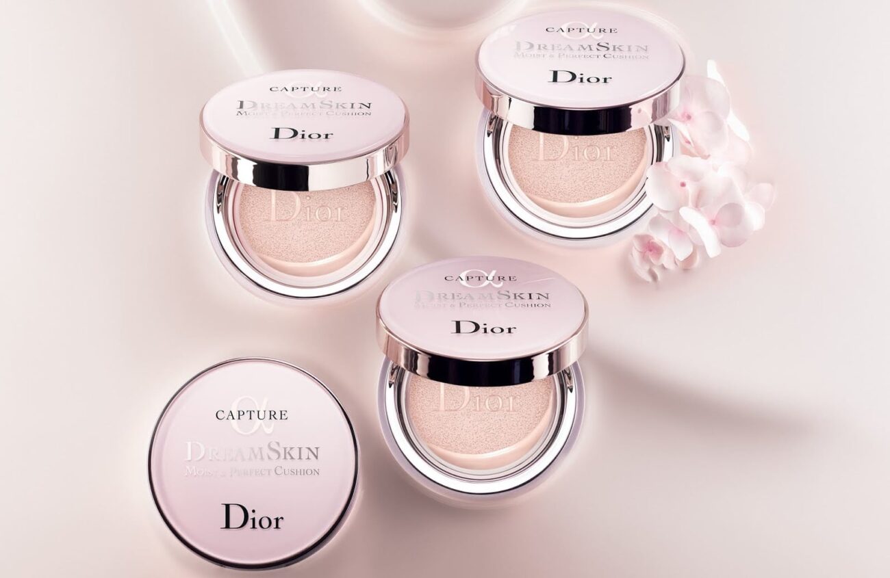 Dior-Capture-Dreamskin-Moist-Perfect-Cushion