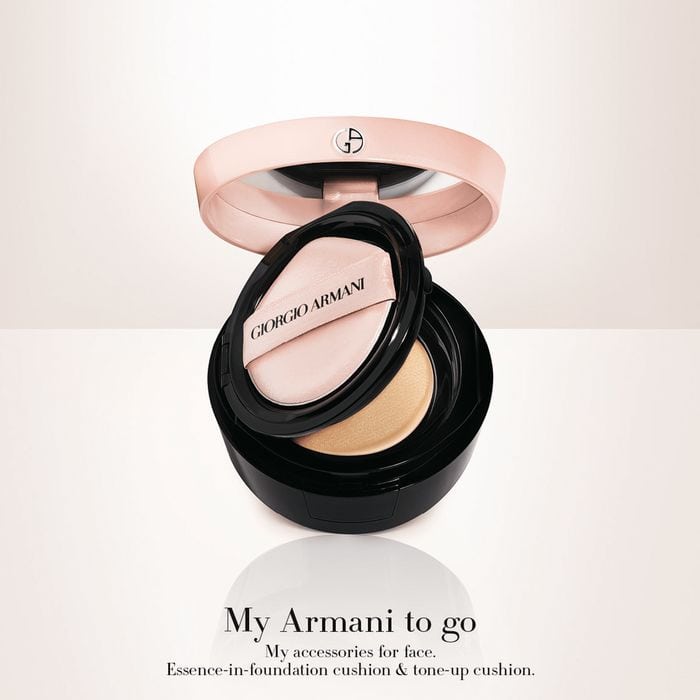 My-Armani-To-Go-Essence-In-Foundation-Tone-Up-Cushion