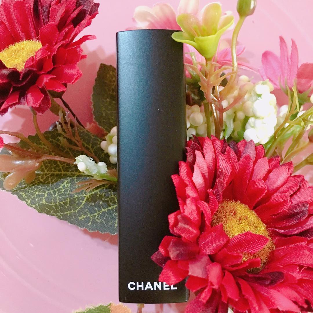 chanel-rouge-allure-velvet-extreme-packaging-4