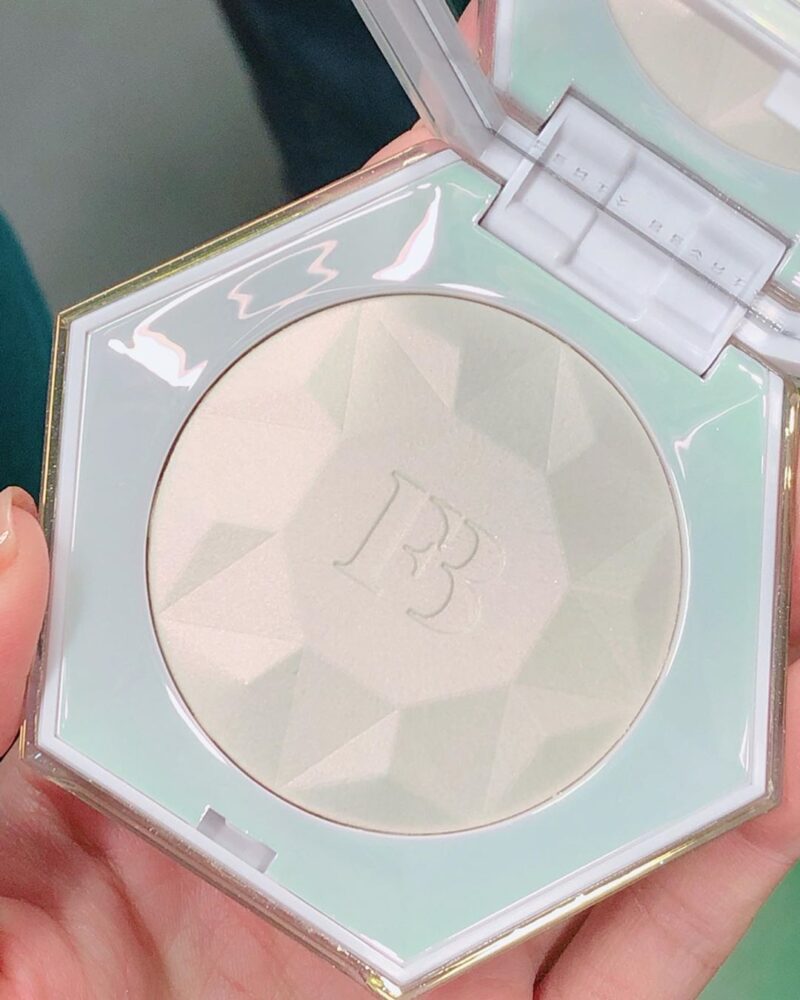 fenty-beauty-diamond-bomb-all-over-diamond-veil-holo-at-me