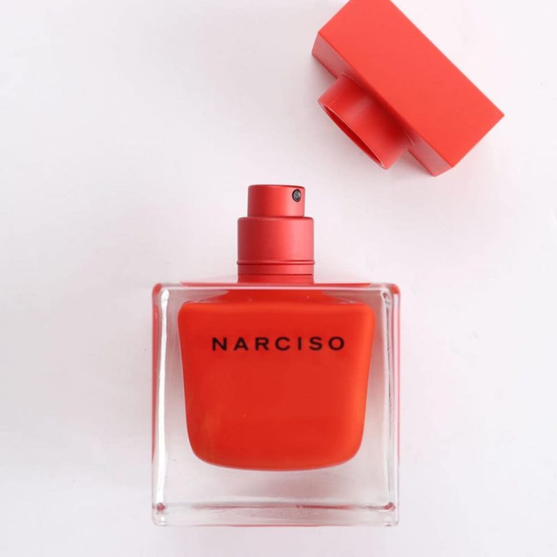 narciso-rouge