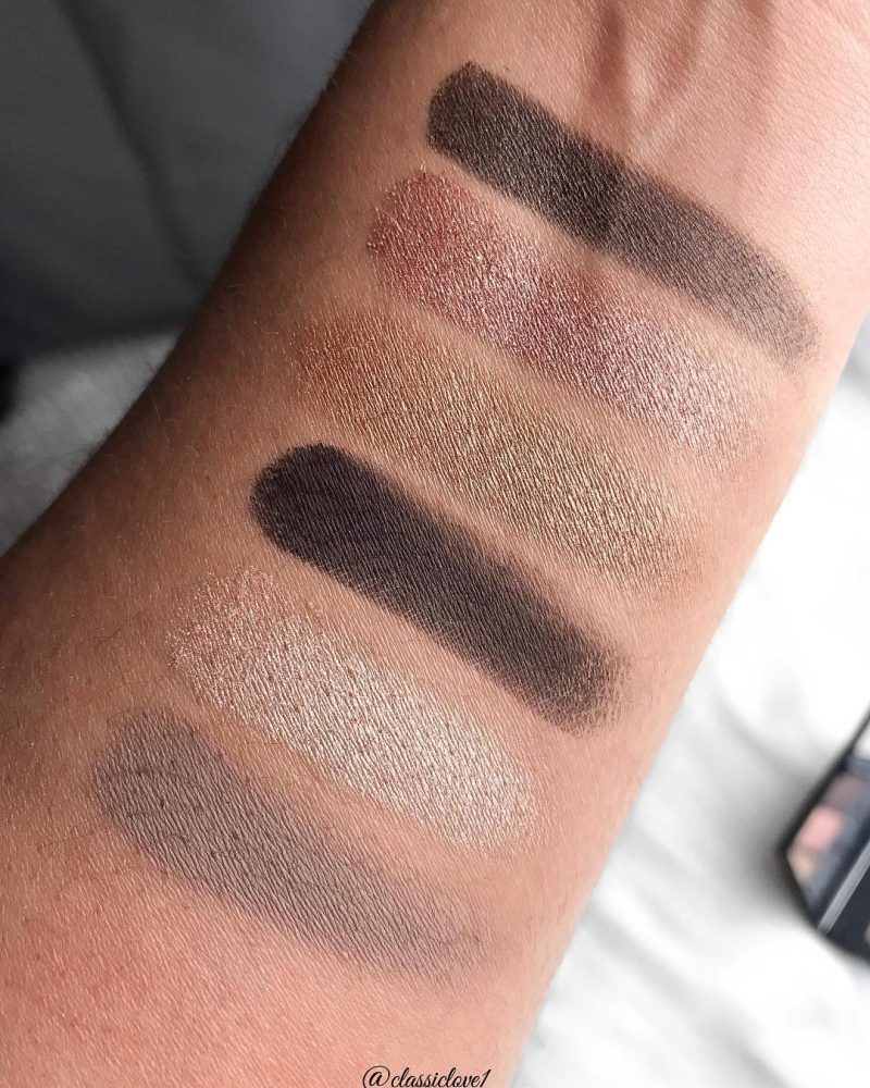 nars-voyageur-eyeshadow-palette-suede-swatch