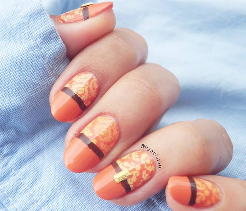 nail-art-smalto-arancio-stamping