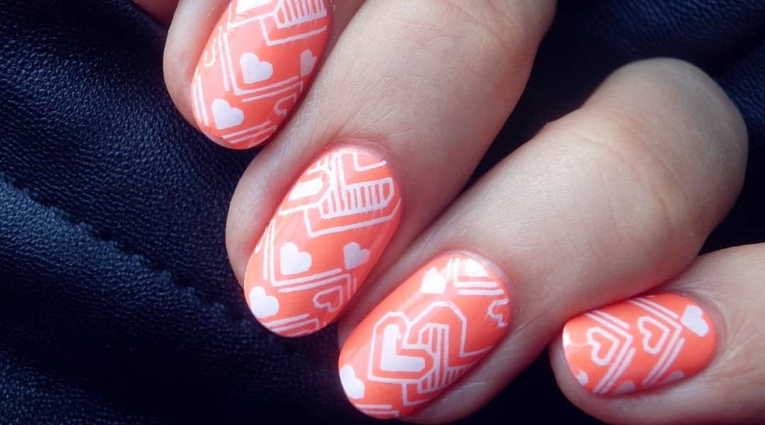 smalto-arancio-idee-nail-art