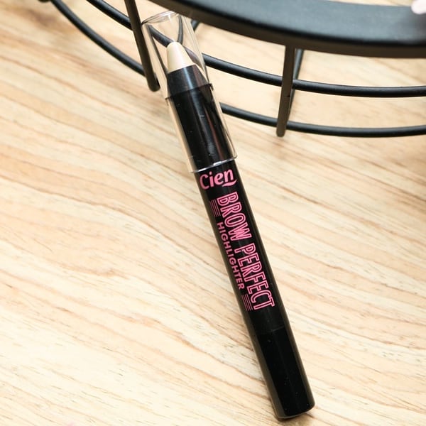 cien-brow-perfect-highlighter