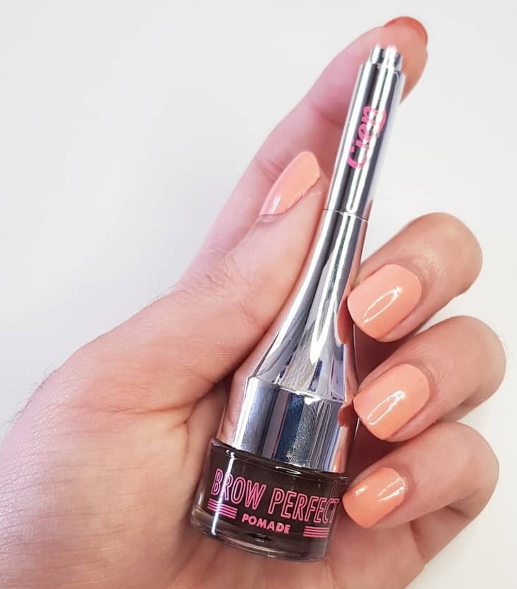 cien-brow-perfect-pomade