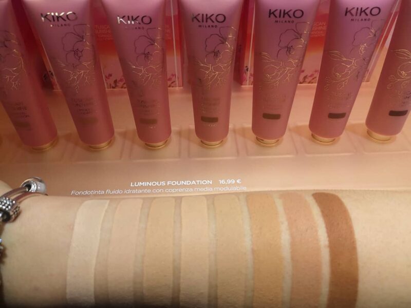 kiko-tuscan-sunshine-swatches-fondotinta