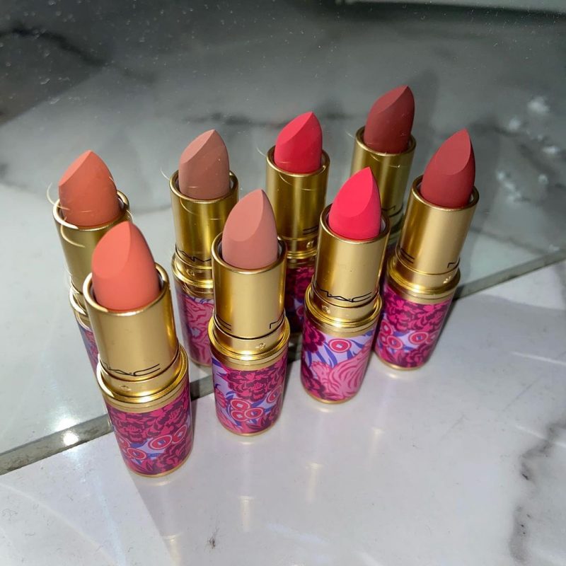 mac-lunar-luck-powder-kiss-lipstick
