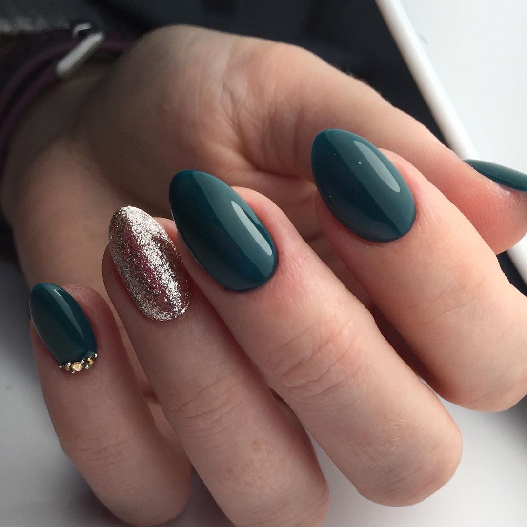 smalto-gel-verde-natale-2020