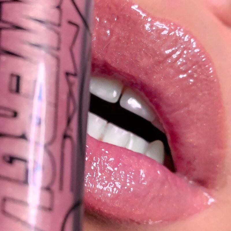 mac-powerglass-p-out-of-your-league-swatch
