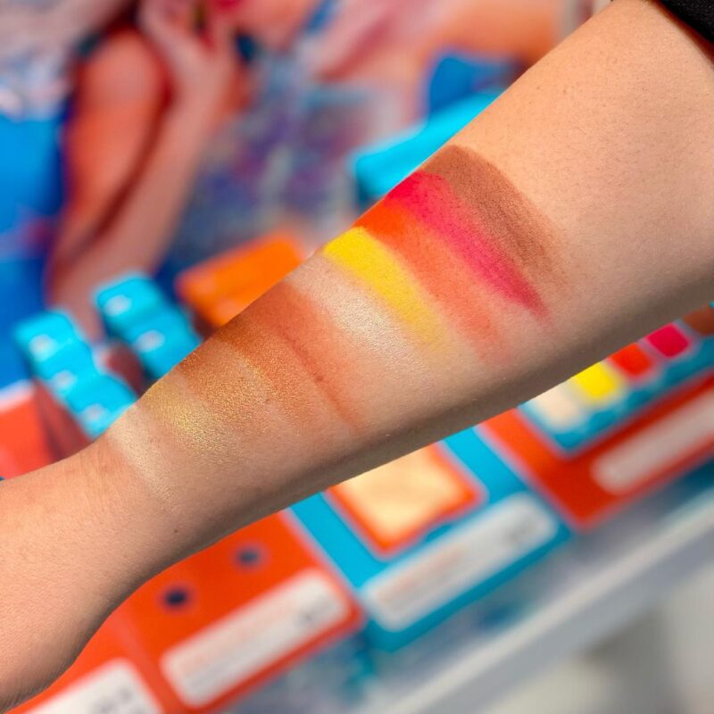 pupa-tropical-goddess-baby-k-palette-swatches