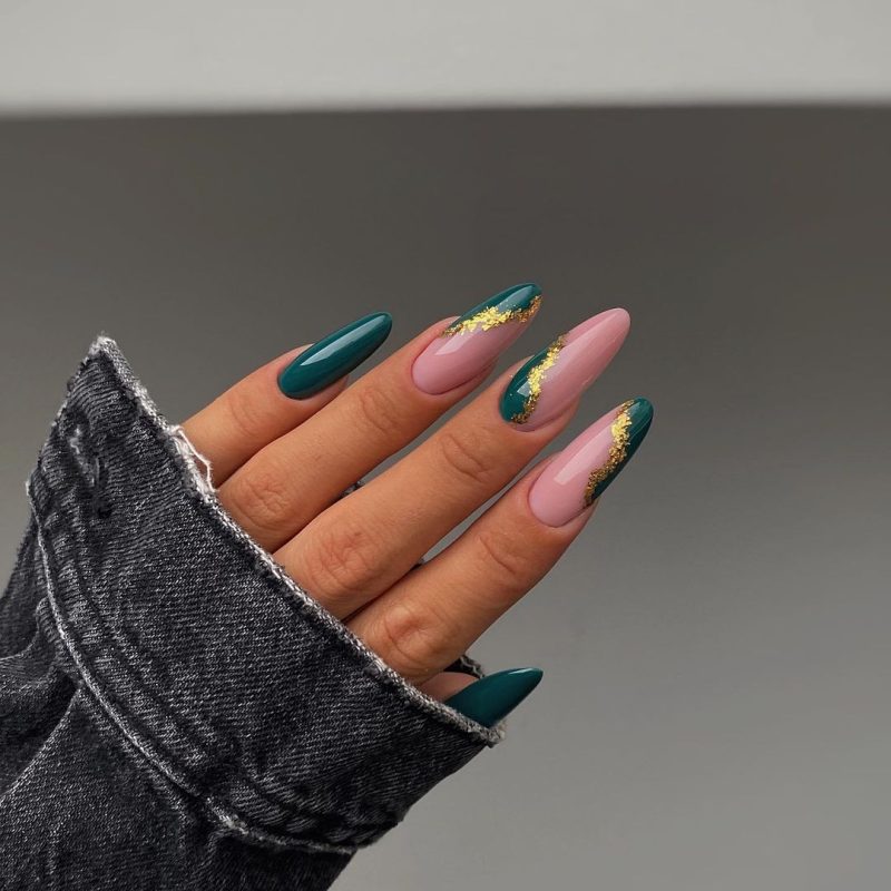 nail-art-foglia-oro-e-verde