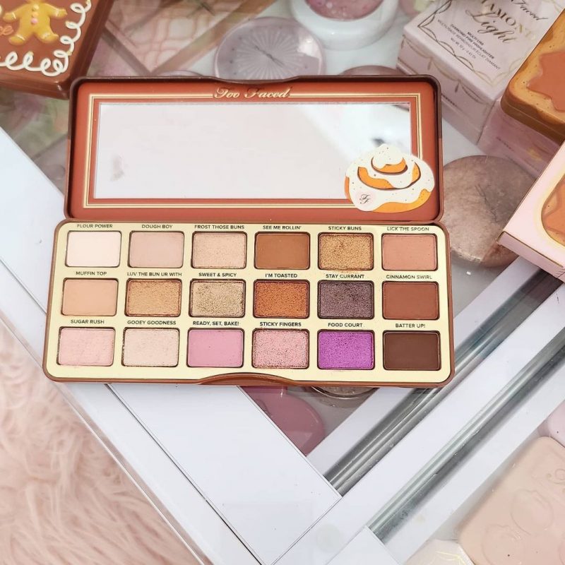 cinnamon-swirl-eyeshadow-palette