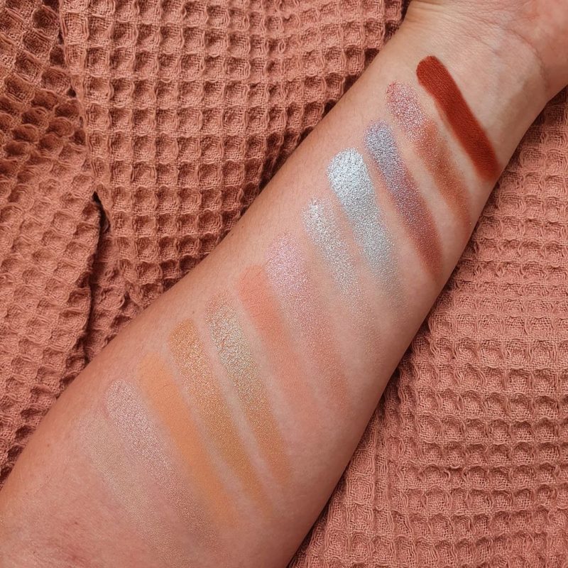 naked-cyber-swatches