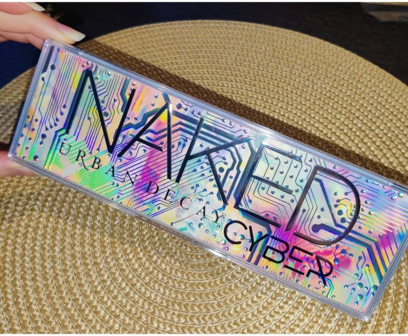 naked-cyber-urban-decay-packaging