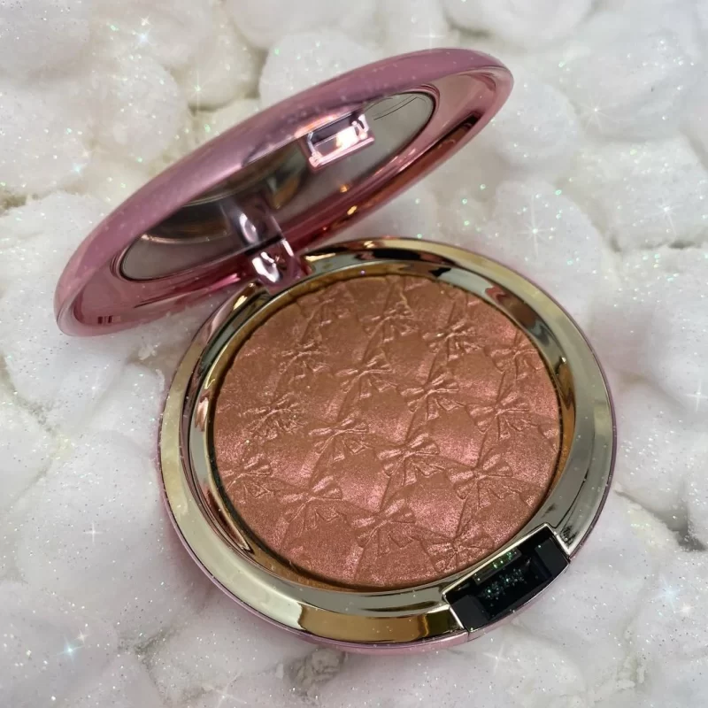 mac-bubbles-bows-extra-dimension-skinfinish
