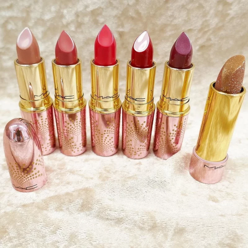 mac-bubbles-bows-lustreglass-sheer-shine-lipstick