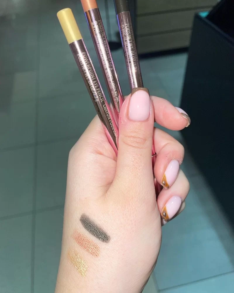 mac-bubbles-bows-powerpoint-lip-pencil-swatches