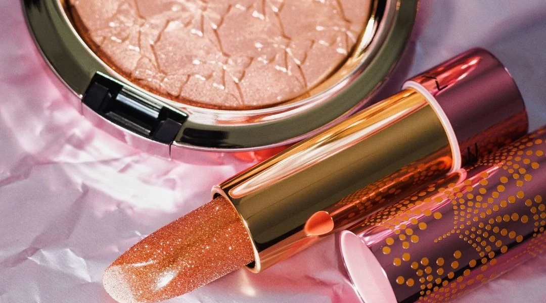 mac-natale-2022-collezione-bubbles-bows