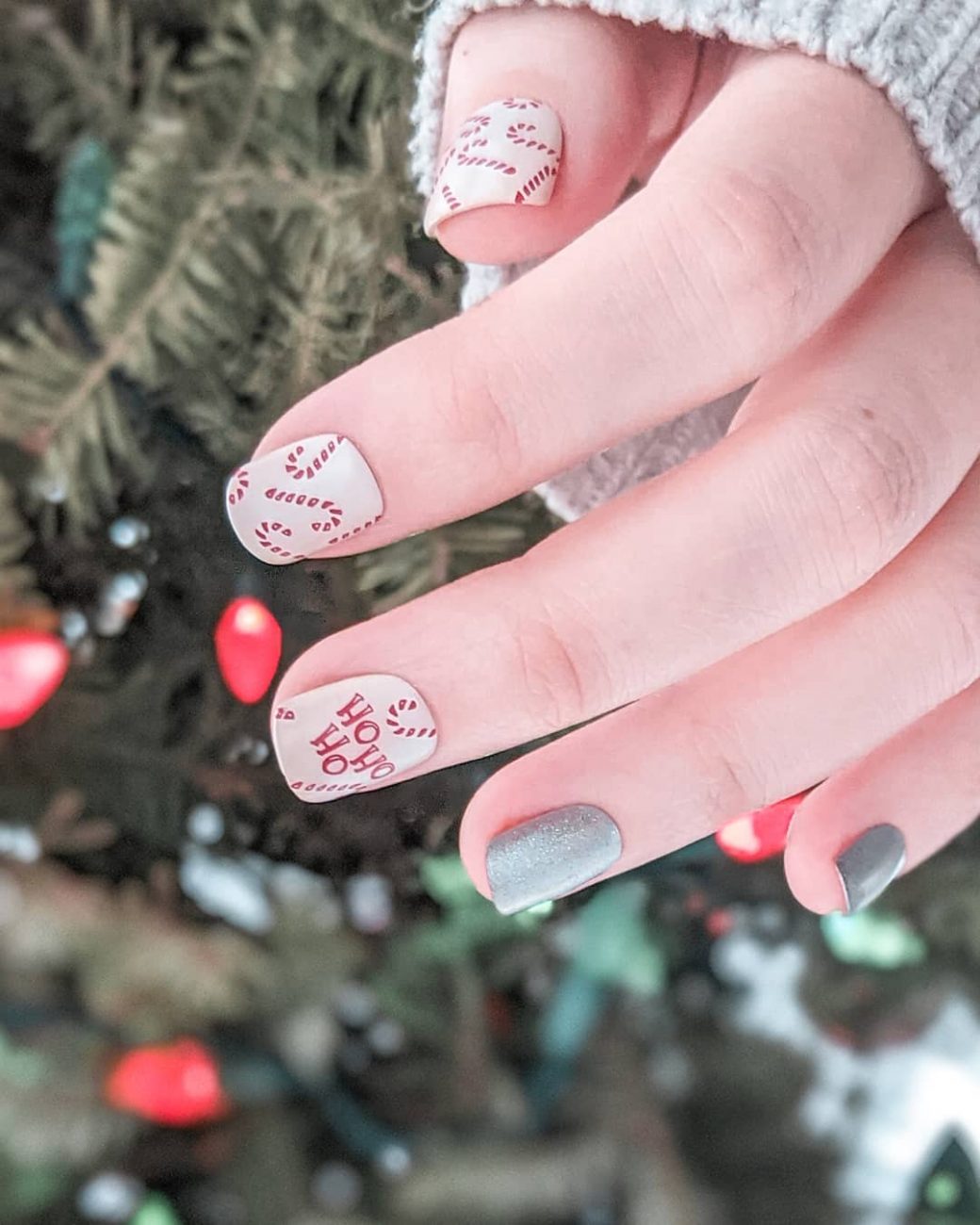 nail-art-candy-cane