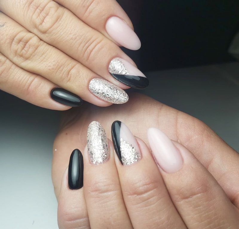 nail-art-smalto-nero-capodanno