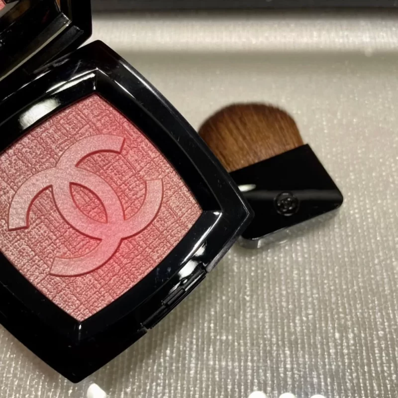 chanel-tweed-blush-palette