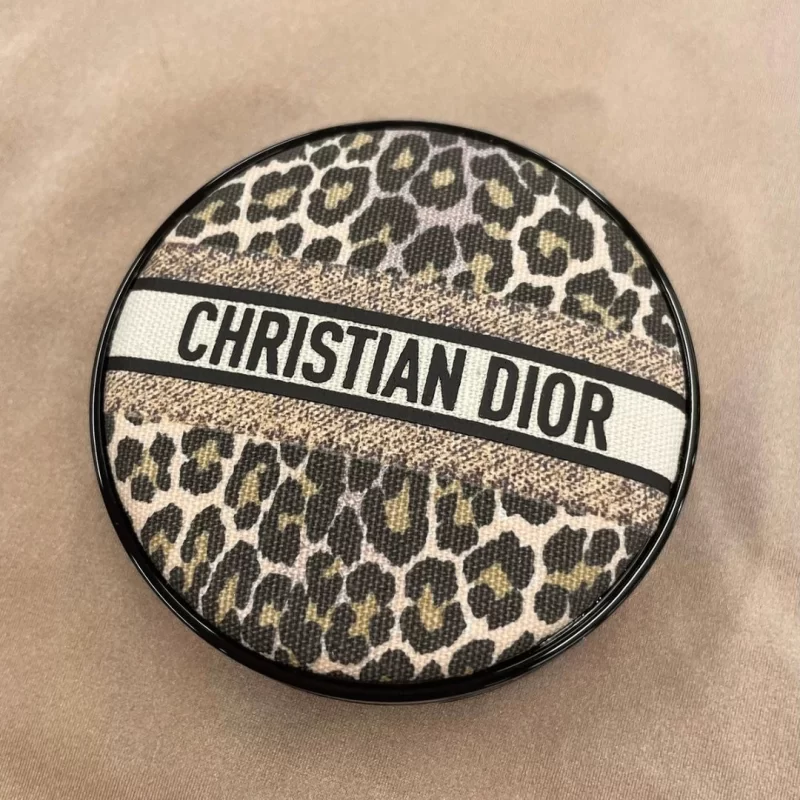 dior-mitza-primavera-2023