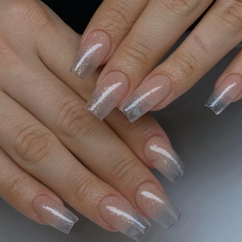 unghie-trasparenti-nail-art
