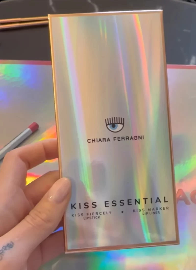 chiara-ferragni-kiss-essential-kit