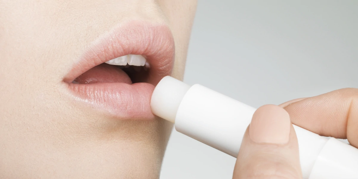 solari-stick-labbra-spf