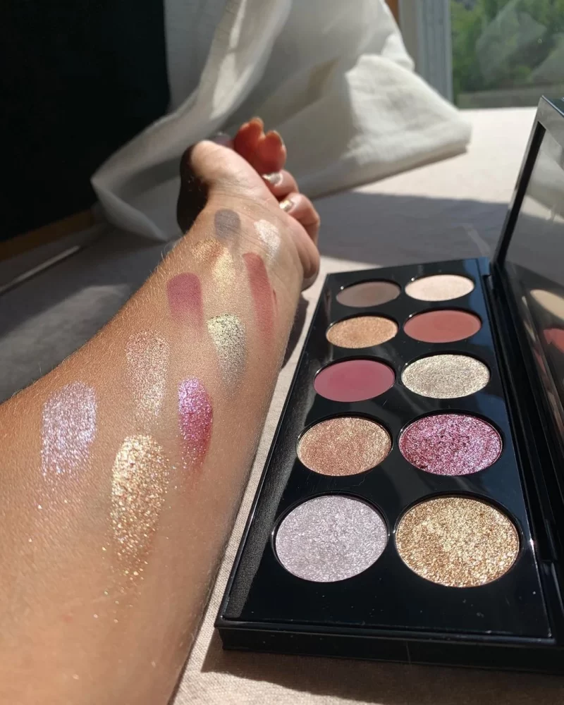 pat-mcgrath-moonlit-seduction-palette-swatches