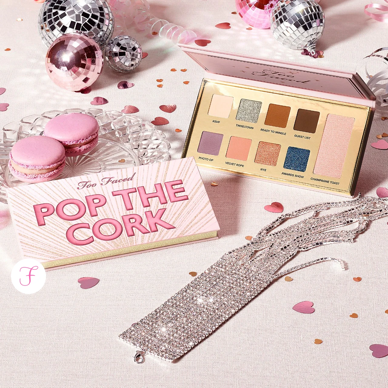Too-Faced-natale-2023-pop-the-cork-palette