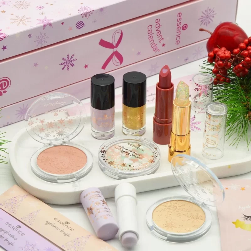essence-calendario-avvento-2022-contenuto