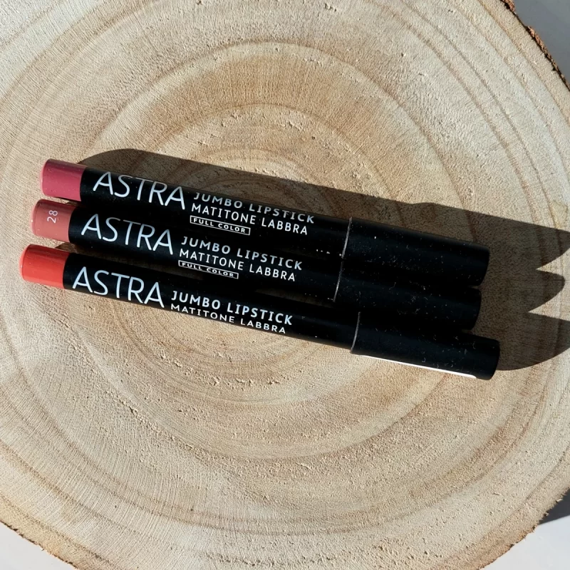 astra-jumbo-lipstick-recensione-opinione