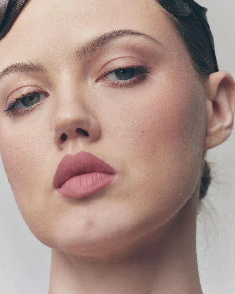 Fenty-icon-velvet-liquid-lipstick-C-SUITE-HEART-swatch