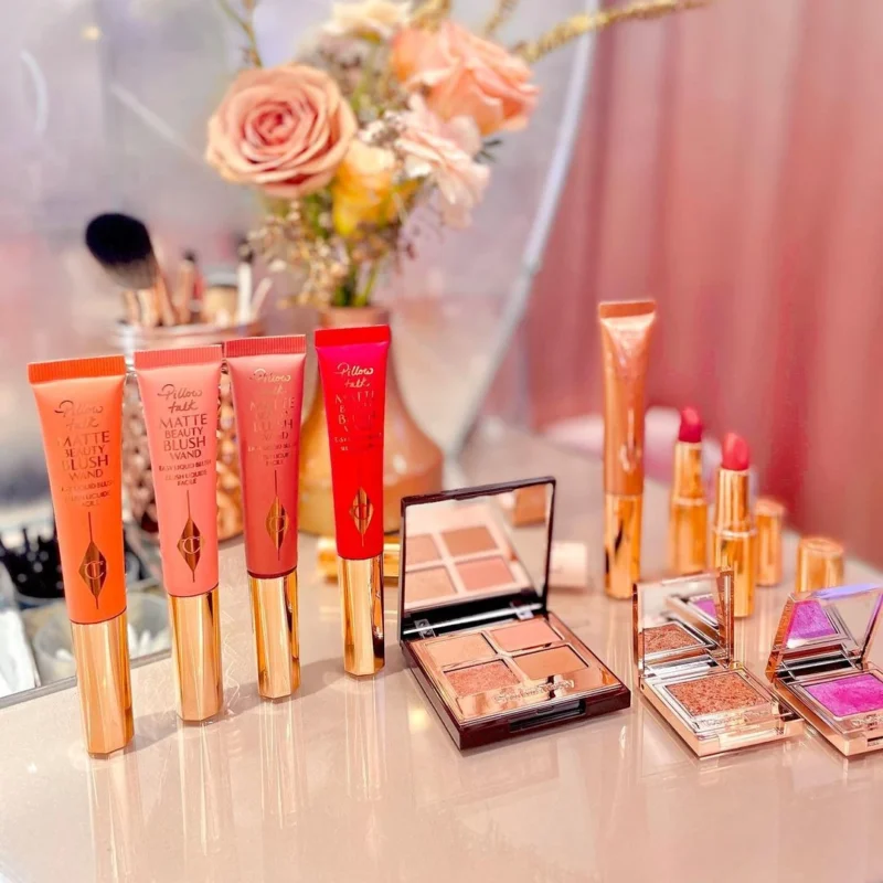charlotte-tilbury-nuovi-matte-beauty-blush-wand